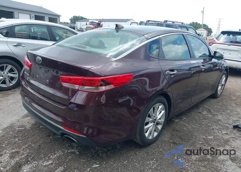 2018 Kia Optima Lx z USA, uszkodzony, nr VIN 5XXGT4L37JG266375